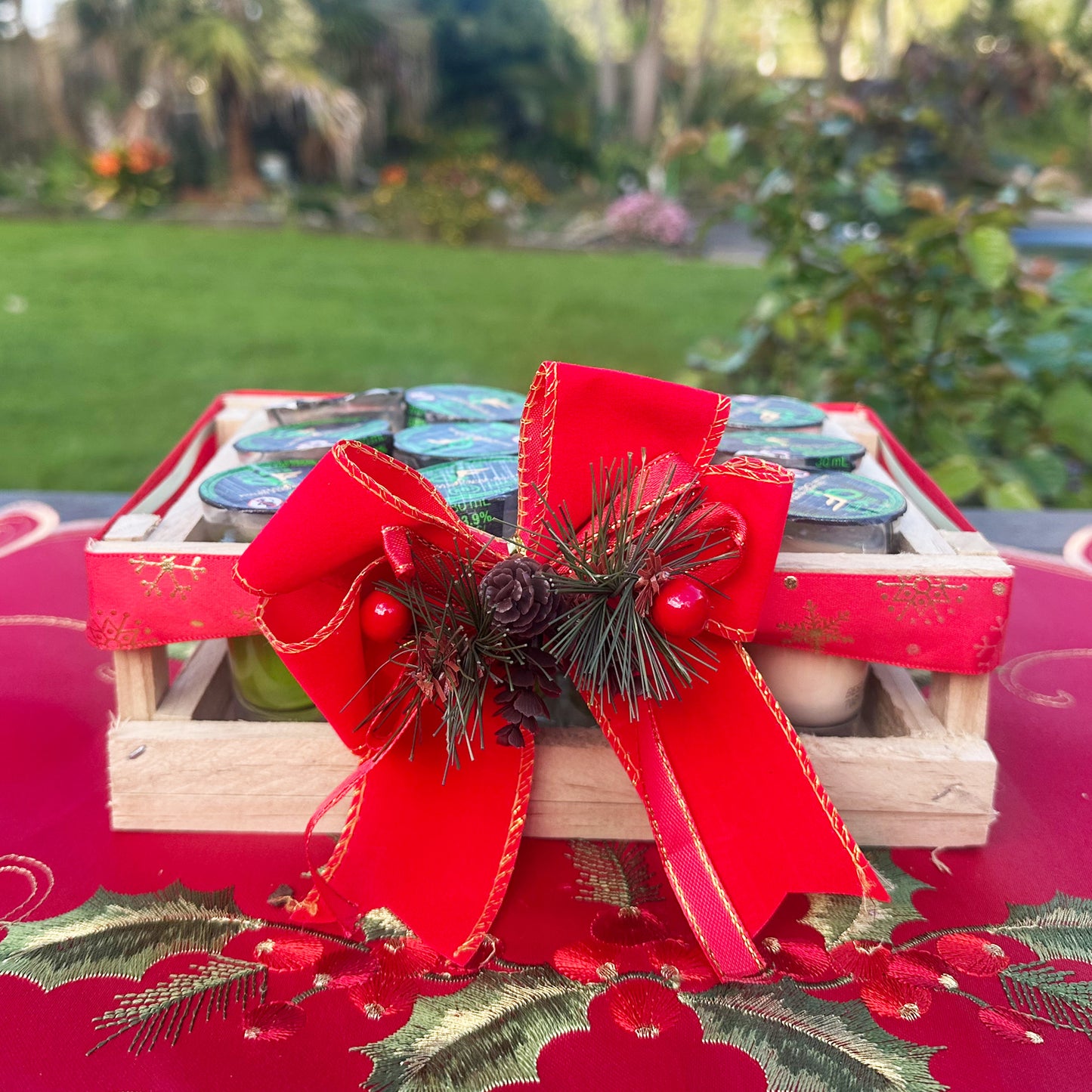 Christmas QF Shot Crate