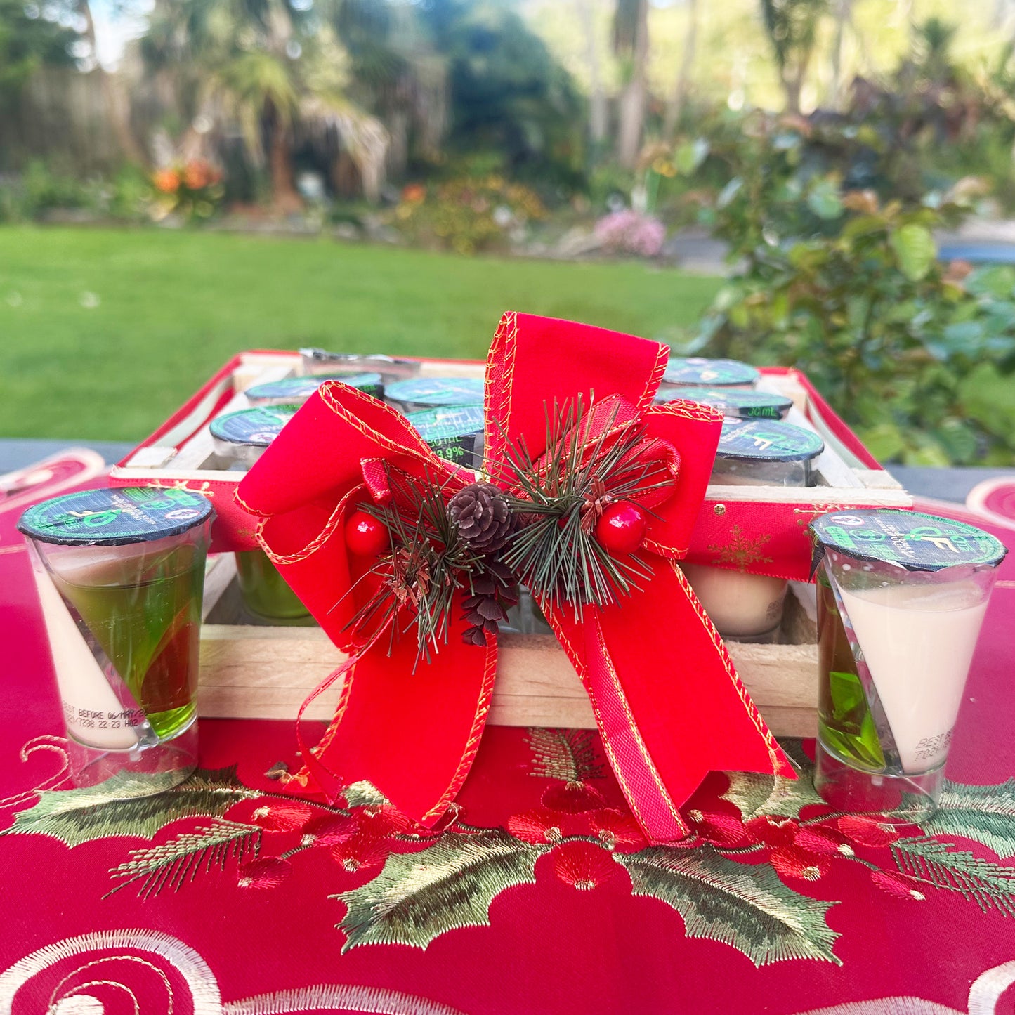 Christmas QF Shot Crate